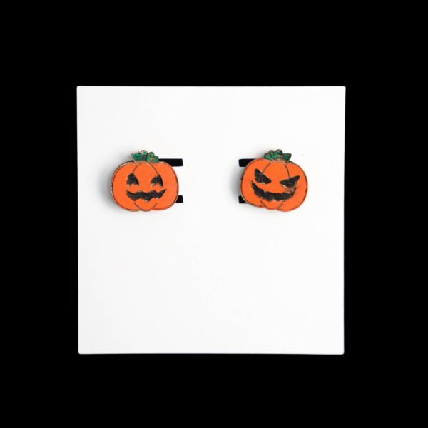 Jack O' Lantern Stud Wood Earrings. These earrings are made with 1/8″ thickness basswood. These earrings are lightweight and hand painted.