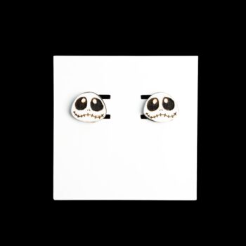 Jack Skellington Stud Wood Earrings. These earrings are made with 1/8″ thickness basswood. These earrings are lightweight and hand painted.