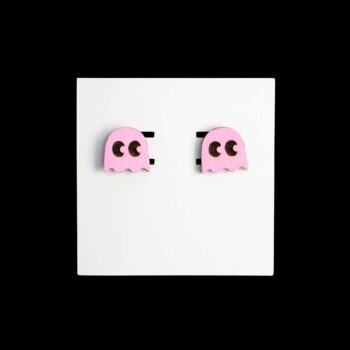 Pacman Ghost Pink Stud Wood Earrings. These earrings are made with 1/8″ thickness basswood. These earrings are lightweight and hand painted.